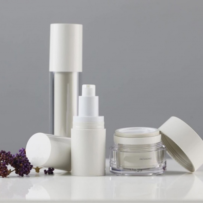 Manufacturers Directly Supply Replaceable Vacuum Bottles Of Cosmetic Dispenser Bottles Of Essence Bottles Of Cosmetic Packaging
