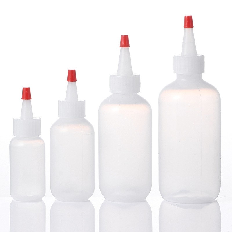 Sauce Squeeze Bottle With Nozzle And Yorker Cap With Red Tip