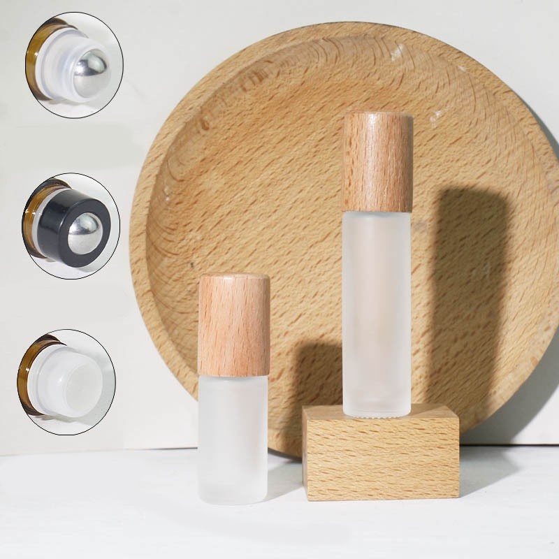 Brown essential oil bottle, 5ml/10ml, glass rollerball bottle, frosted essential oil bottle, wooden cap, rollerball applicator.