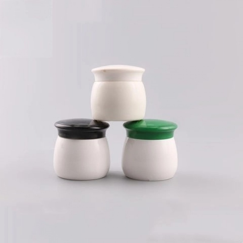 4 Oz Cosmetic Jars With Lids
